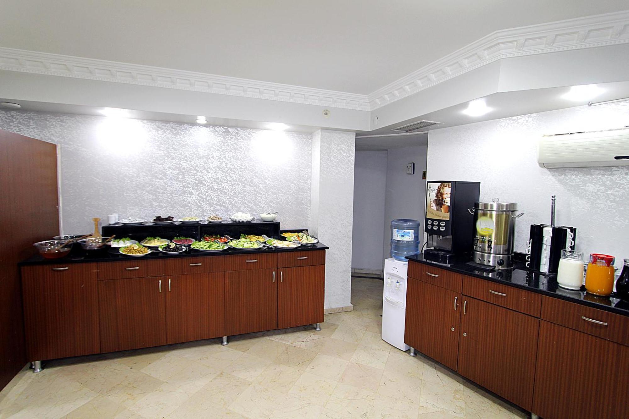 Lyon Hotel Istanbul Ngoại thất bức ảnh